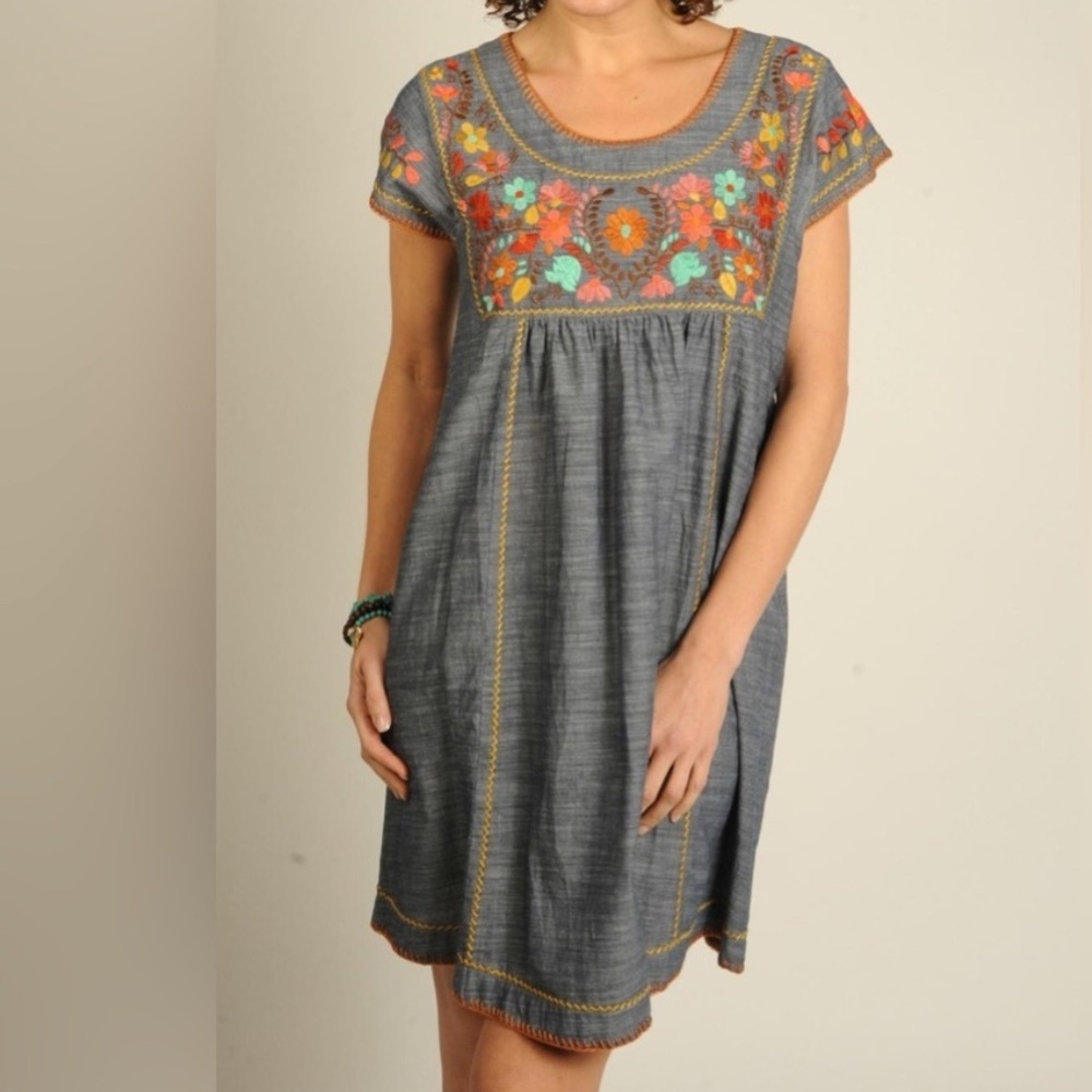 Uncle Frank Dress with Colorful Embroidery